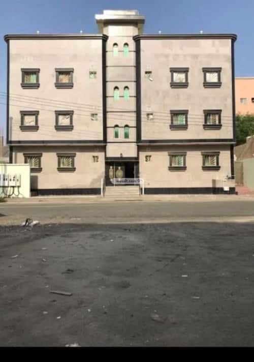 عمارة 400 متر مربع ب 3 أدوار واجهة غربية (حي رقم (7، الليث