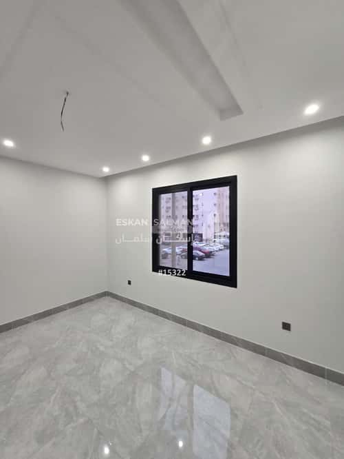 4 bedroom apartment in Al Marwa