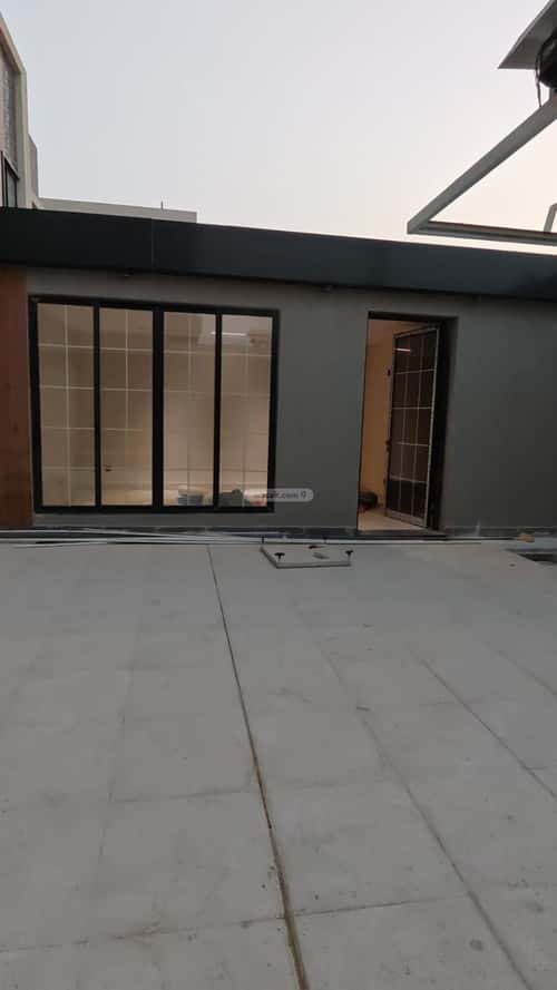 فيلا 434.11 متر مربع شمالية على شارع 20م الشعلة، الدمام