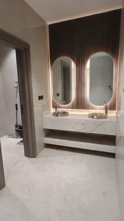 فيلا 434.11 متر مربع شمالية على شارع 20م الشعلة، الدمام