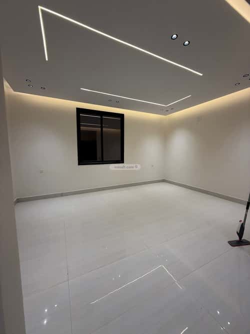 5 bedroom floor in Al Janadriyah