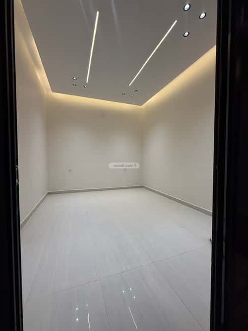 5 bedroom floor in Al Janadriyah
