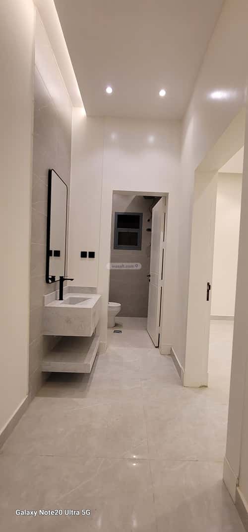 شقة 3 غرف في الجنادرية