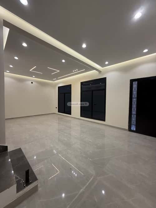 Villa 270 SQM with 1 Apartment Facing East Al- Nadwah, East Riyadh, Riyadh