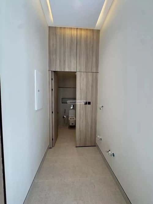 فيلا 270 متر مربع جنوبية على شارع 15م الندوة، شرق الرياض، الرياض