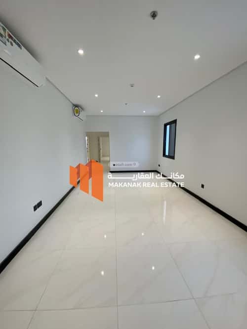 Apartment with 3 Bedrooms Al Bahr, Khobar