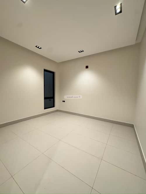 Floor 492 SQM with 4 Bedrooms Ar-Rimal, East Riyadh, Riyadh