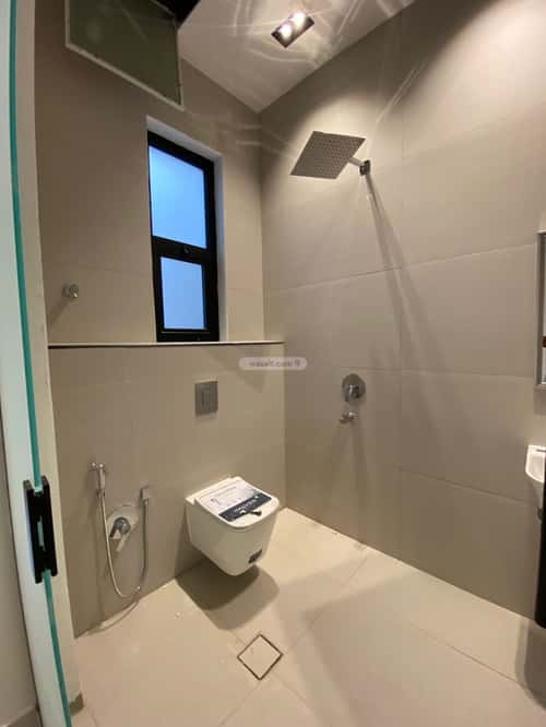 5 bedroom floor in Al Khaleej