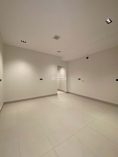 5 bedroom floor in Al Khaleej