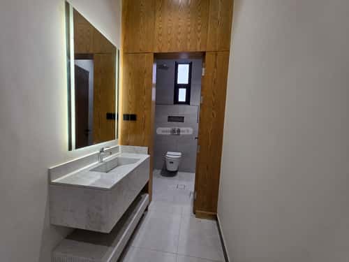 دور 5 غرف في الجنادرية