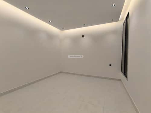Villa 250 SQM Facing South on 15m Width Street Al-Yarmuk, East Riyadh, Riyadh
