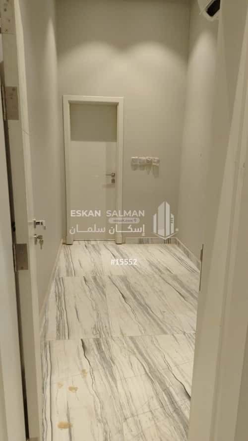 فيلا 625 متر مربع شمالية على شارع 15م الزمرد، شمال جدة، جدة