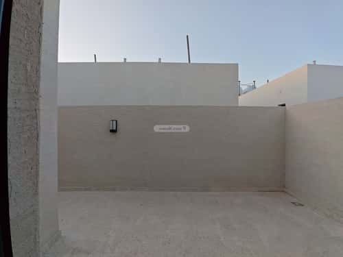 4 bedroom floor in Al Rimal