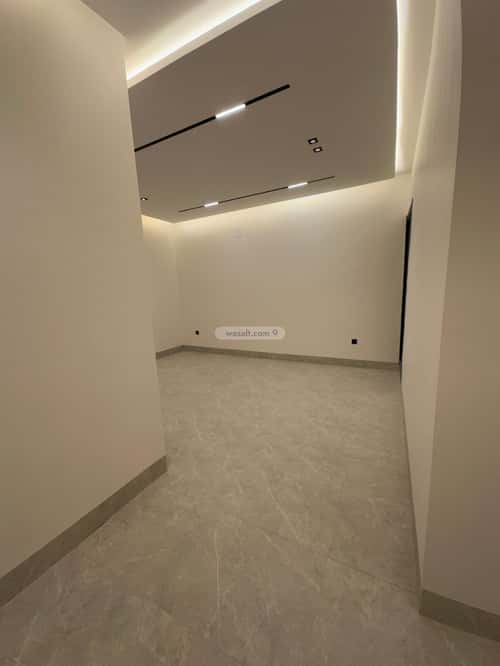 Floor with 4 Bedrooms Al-Arid, North Riyadh, Riyadh