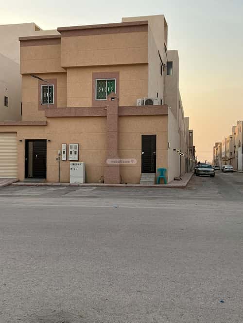 فيلا 297 متر مربع جنوبية شرقية على شارع 25م الرمال، شرق الرياض، الرياض