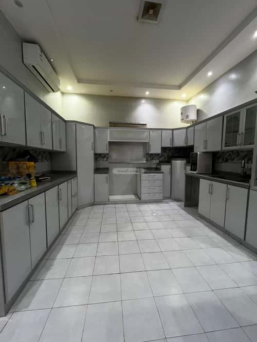 فيلا 300 متر مربع واجهة شرقية ب 7 غرف المونسية، شرق الرياض، الرياض