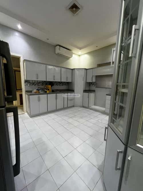 فيلا 300 متر مربع واجهة شرقية ب 7 غرف المونسية، شرق الرياض، الرياض