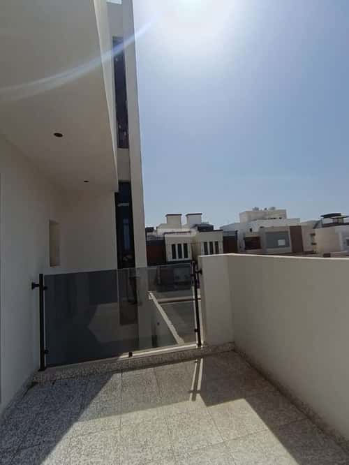 فيلا 300 متر مربع واجهة شرقية ب 8 غرف اللؤلؤ، شمال جدة، جدة