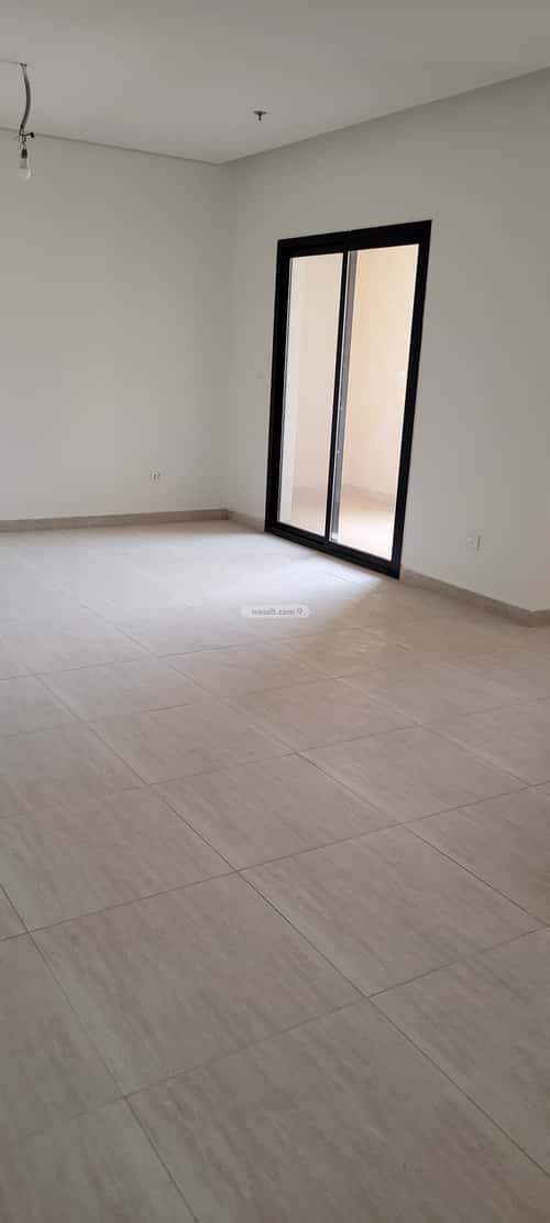 Apartment 245 SQM with 5 Bedrooms Al Malek Abdoulazez Airport, Jeddah