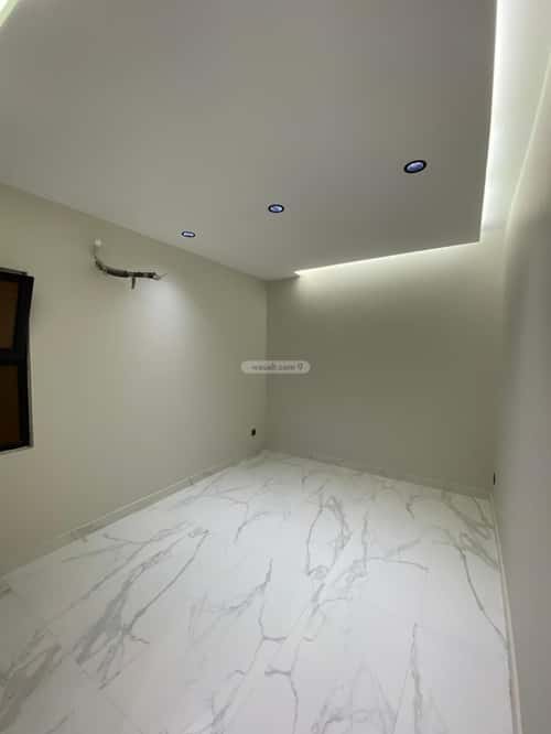 5 bedroom apartment in Al Buhayrat