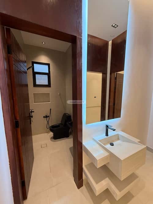 Apartment 220 SQM with 5 Bedrooms Ar-Rimal, East Riyadh, Riyadh