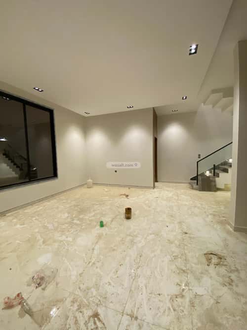 4 bedroom apartment in Al Khaleej