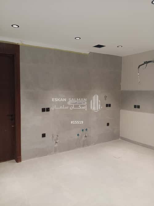 Villa 261.38 SQM Facing South East on 10m Width Street Al Ghurāʾ, Madinah