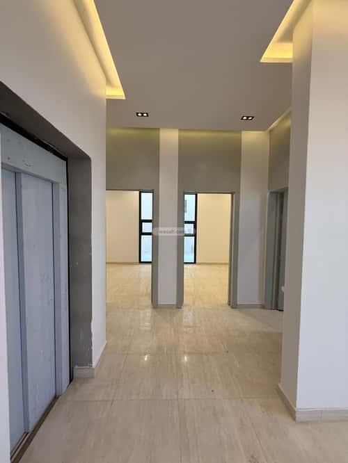 Villa 270 SQM with 1 Apartment Facing East Al Marjan, East Riyadh, Riyadh