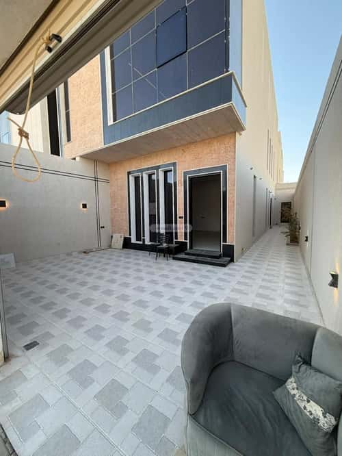Villa 270 SQM with 1 Apartment Facing East Al Marjan, East Riyadh, Riyadh