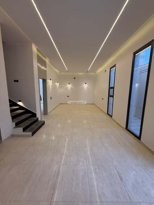 Villa 270 SQM with 1 Apartment Facing East Al Marjan, East Riyadh, Riyadh