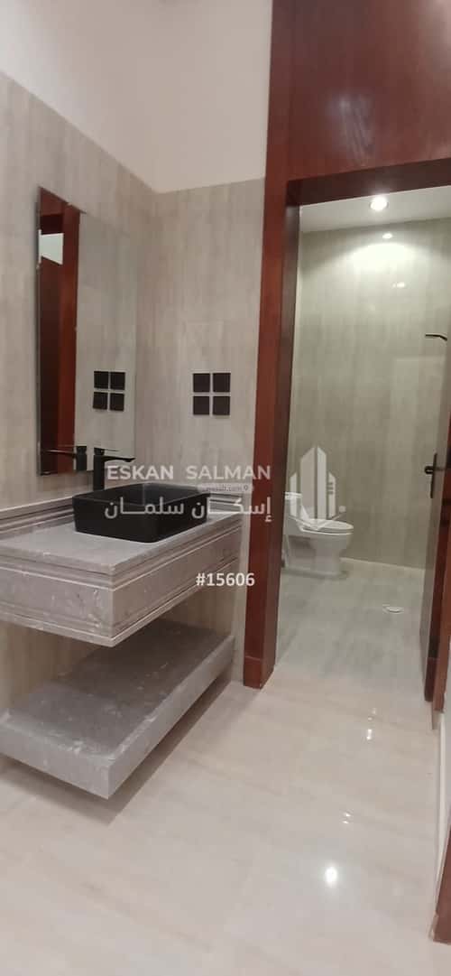 فيلا 250 متر مربع شمالية على شارع 20م الجنادرية، شرق الرياض، الرياض