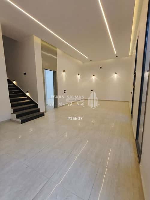 فيلا 270 متر مربع شمالية على شارع 20م المرجان، شرق الرياض، الرياض