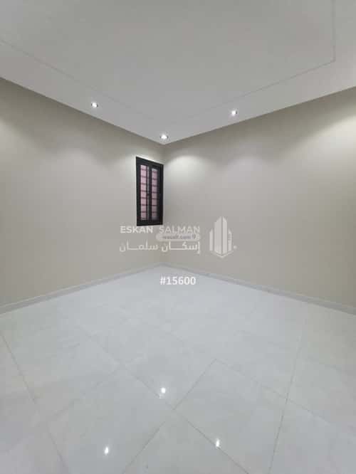 Floor 206 SQM with 6 bedrooms الغدير، أبها