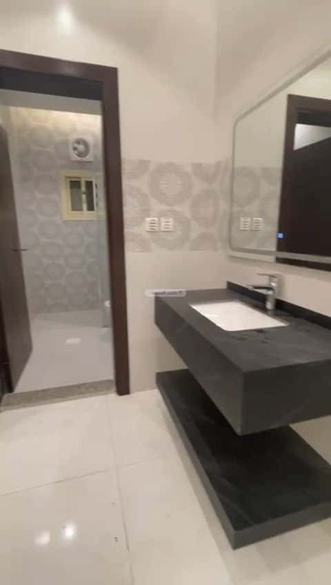 Apartment 227 SQM with 7 Bedrooms Mraykh, East Jeddah, Jeddah