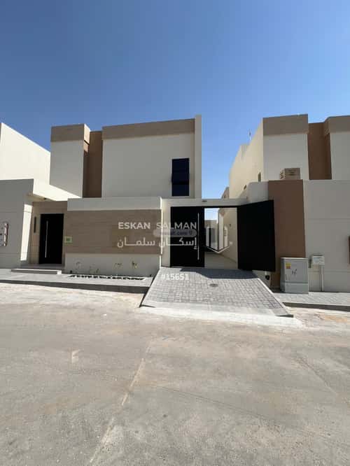 فيلا 300 متر مربع شمالية على شارع 15م البساتين الشرقي، بريدة