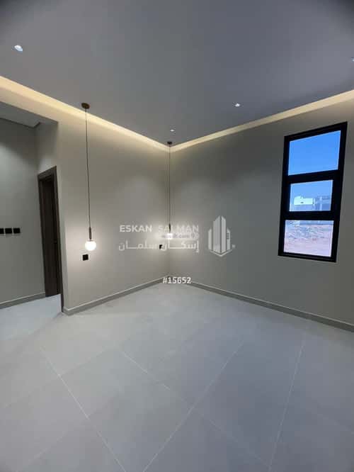 Villa 300 SQM Facing North on 15m Width Street Eastern Province, Bariduh