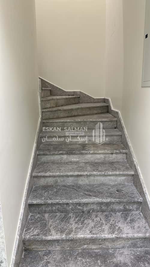 فيلا 419.19 متر مربع غربية على شارع 12م الشراع، شمال جدة، جدة