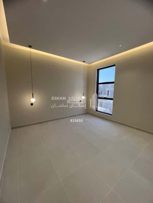 Villa 300 SQM Facing North on 15m Width Street Eastern Province, Bariduh