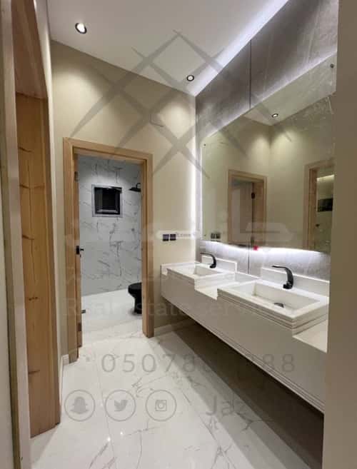 Apartment with 5 Bedrooms Al Safa, Jazan