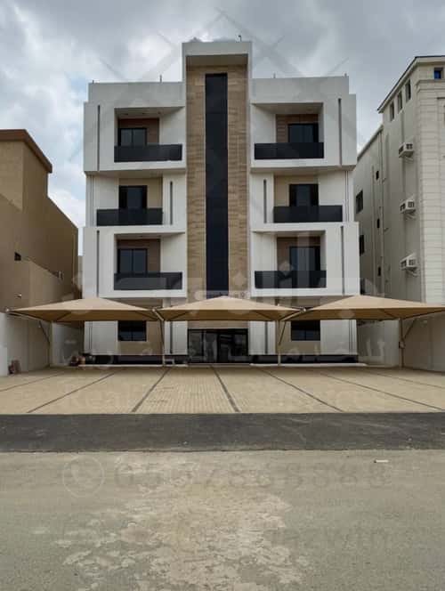 Apartment with 6 Bedrooms Al-Faisaliyah, Sibya'