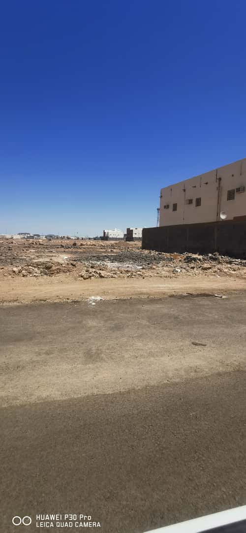 Land 292.02 SQM Facing West on 20m Width Street Wadi Al-Batah, Madinah