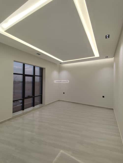 فيلا 5 غرف في عكاظ