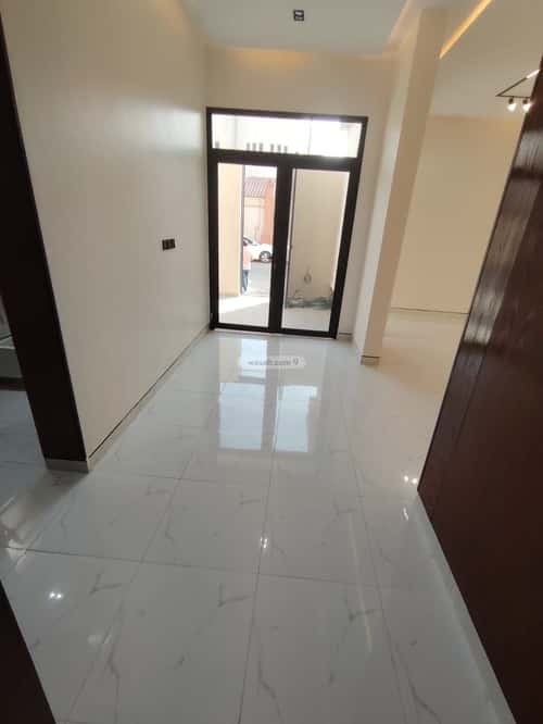 Villa 252 SQM Facing West on 18m Width Street Al-Khaleej, East Riyadh, Riyadh
