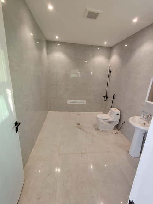 فيلا 342.43 متر مربع شمالية غربية على شارع 15م الندوة، شرق الرياض، الرياض