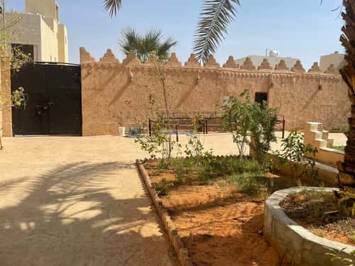 أرض 625 متر مربع جنوبية على شارع 15م القيروان، شمال الرياض، الرياض