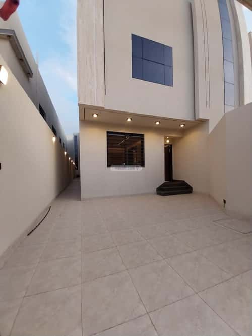 Floor 221.35 SQM with 6 Bedrooms The Honor, Khamis Mushait