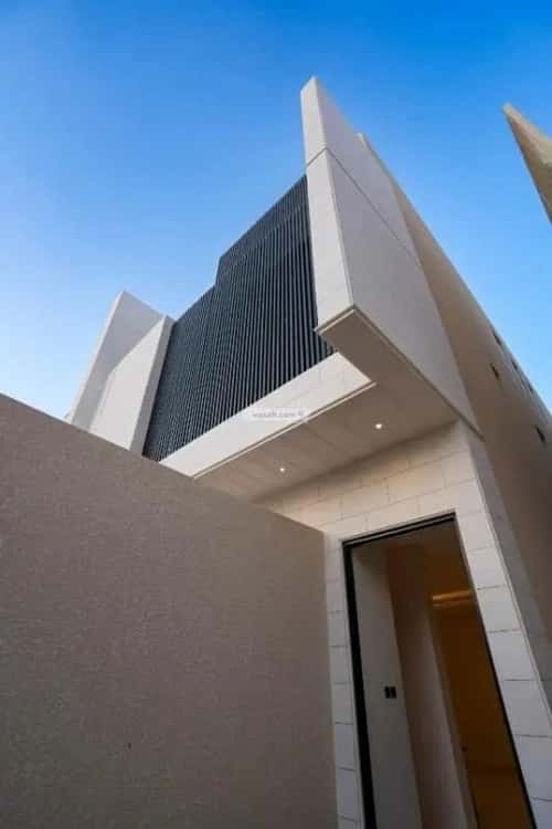 Floor 183 SQM with 3 Bedrooms Al-Malqa, North Riyadh, Riyadh