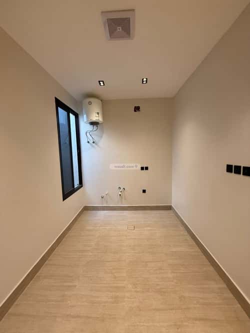 Floor with 5 Bedrooms Al Marjan, East Riyadh, Riyadh