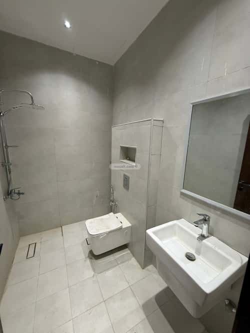 دور 5 غرف في الجنادرية