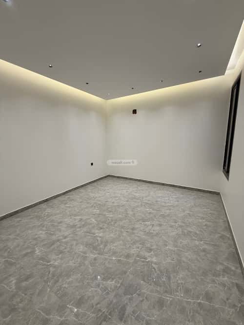 Floor 243 SQM with 5 Bedrooms Al-Janadriyah, East Riyadh, Riyadh